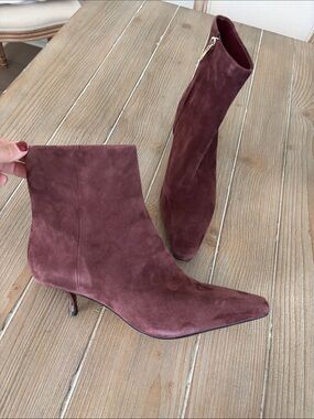 NWT burgundy suede booties
